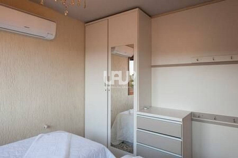 VILLA 303 COBERTURA 3D COM OFURÔ EM CONDOMÍNIO COM PISCINA!