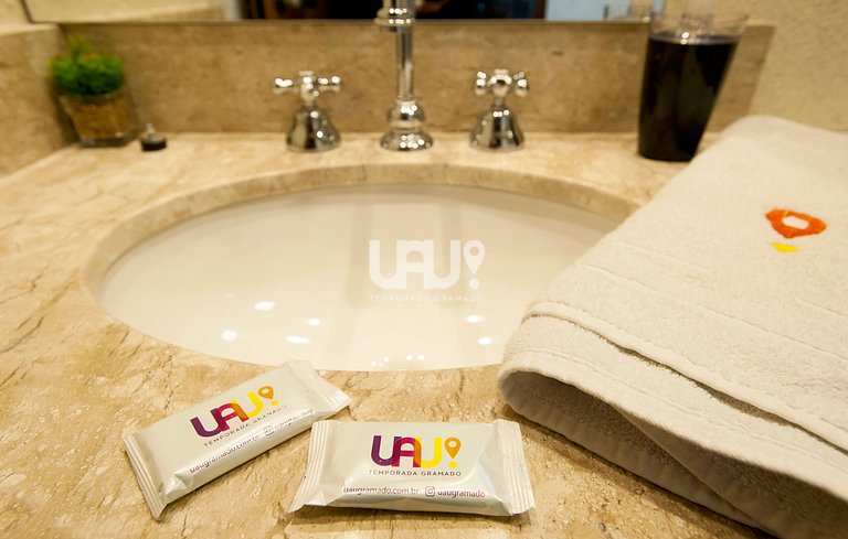 VILLA 309 - 4 DOR EM CONDOMÍNIO COM PISCINA!