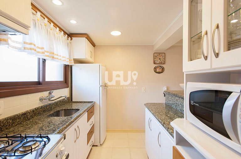 SIERRA NEVADA - COBERTURA 3 DORM. (12 PAX) JUNTO À RUA COBER