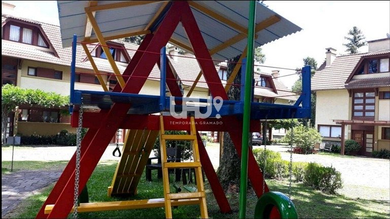 Cobertura 3dorm.em Condomínio com piscina!