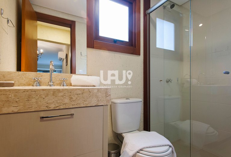 Villa 109 - 2 d em Condomínio com piscina térmica!