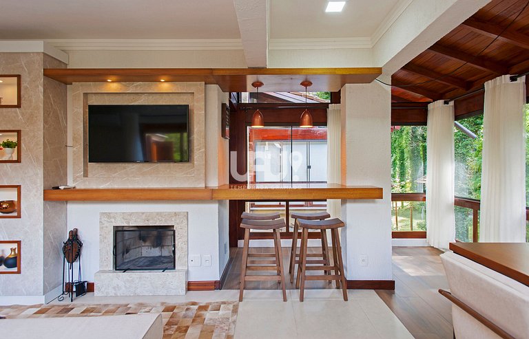 Villa 210 - 2, 9 pax, em Cond. com piscina térmica