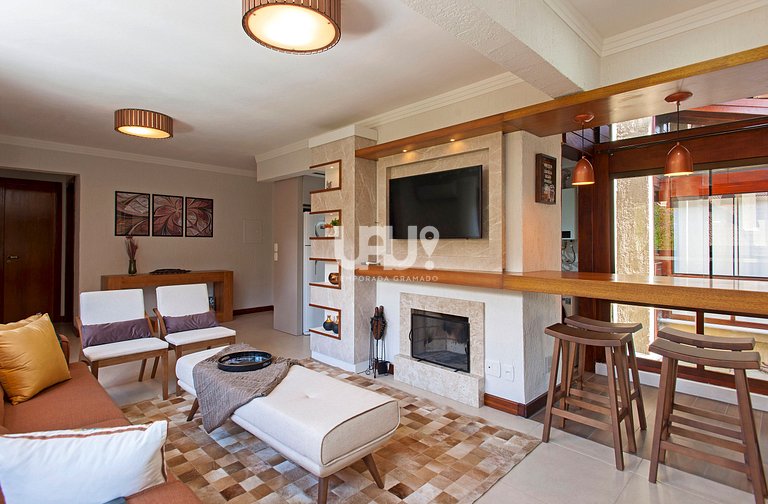 Villa 210 - 2, 9 pax, em Cond. com piscina térmica
