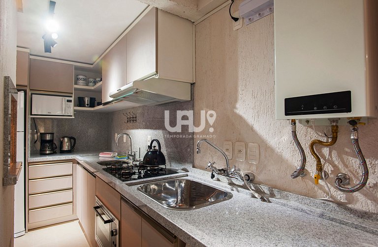 Villa 210 - 2, 9 pax, em Cond. com piscina térmica