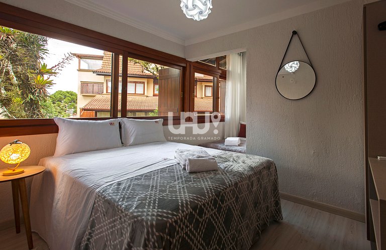 Villa 210 - 2, 9 pax, em Cond. com piscina térmica