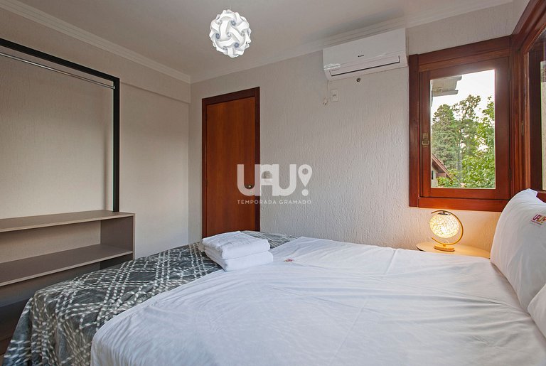 Villa 210 - 2, 9 pax, em Cond. com piscina térmica