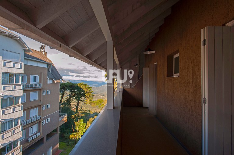 Altos da Bela Vista 504 A - Cobertura com vista para o Vale