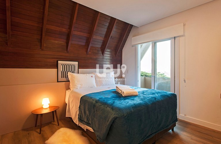 Altos da Bela Vista 504 A - Cobertura com vista para o Vale