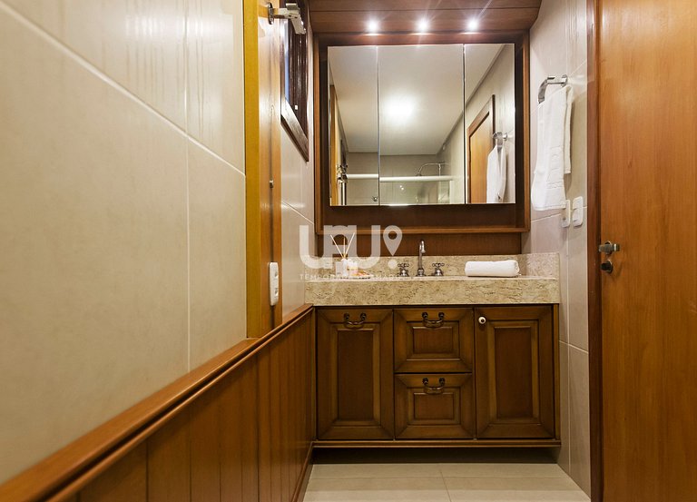 Villa Casa 7- 4d, 15pax, em Condomínio com piscina