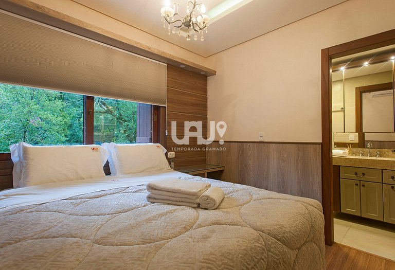 Villa Casa 7- 4d, 15pax, em Condomínio com piscina