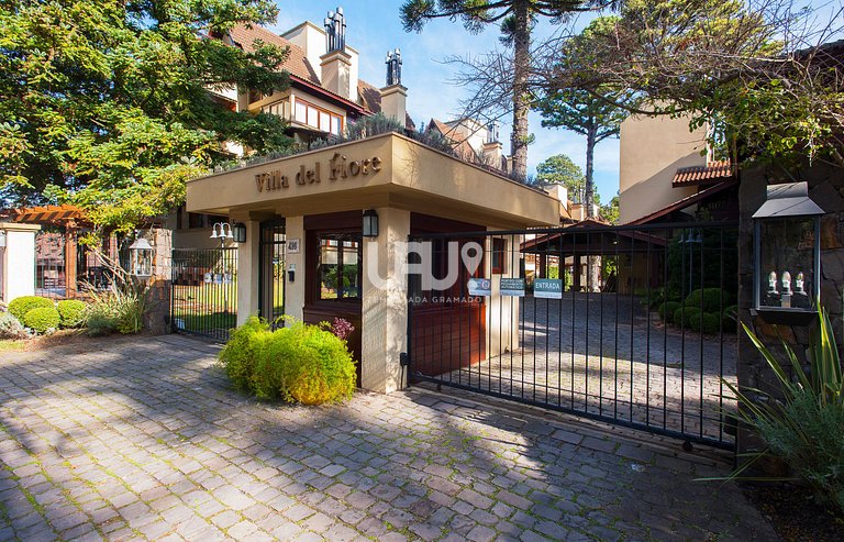 Villa Casa 7- 4d, 15pax, em Condomínio com piscina