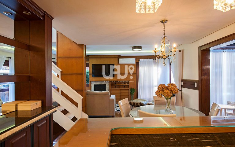 Villa Casa 7- 4d, 15pax, em Condomínio com piscina