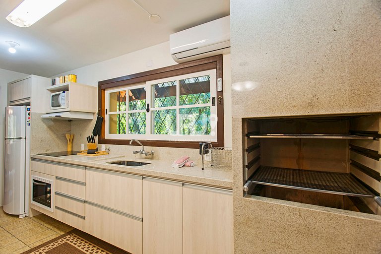 Casa Lago Negro - 5 dormitórios, 18 pax, junto a um dos cart