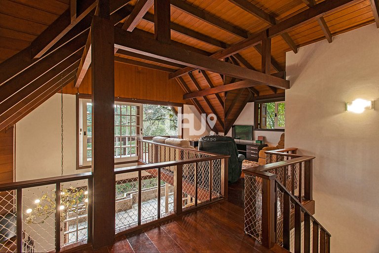 Casa Lago Negro - 5 dormitórios, 18 pax, junto a um dos cart