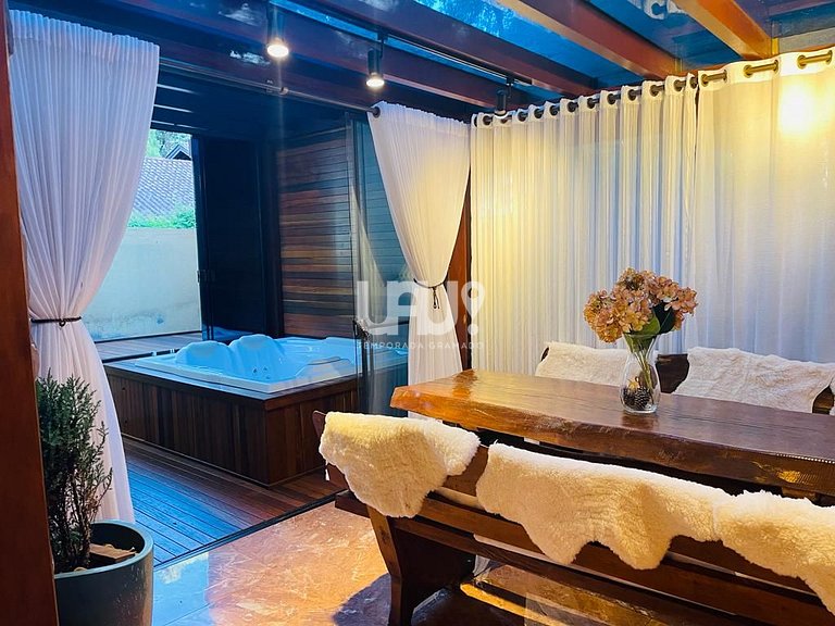 Villa Casa 7- 4d, 15pax, em Condomínio com piscina