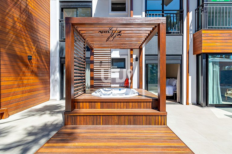 Volo Garden 203 - 2 Suítes com Jacuzzi privativa!