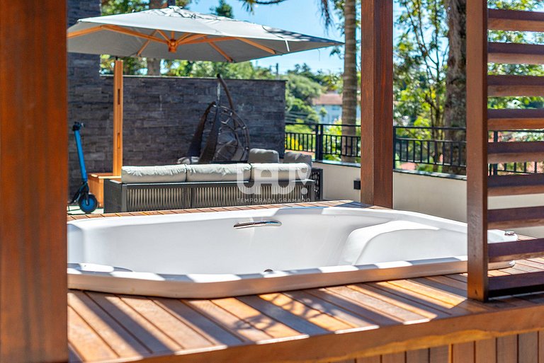 Volo Garden 203 - 2 Suítes com Jacuzzi privativa!