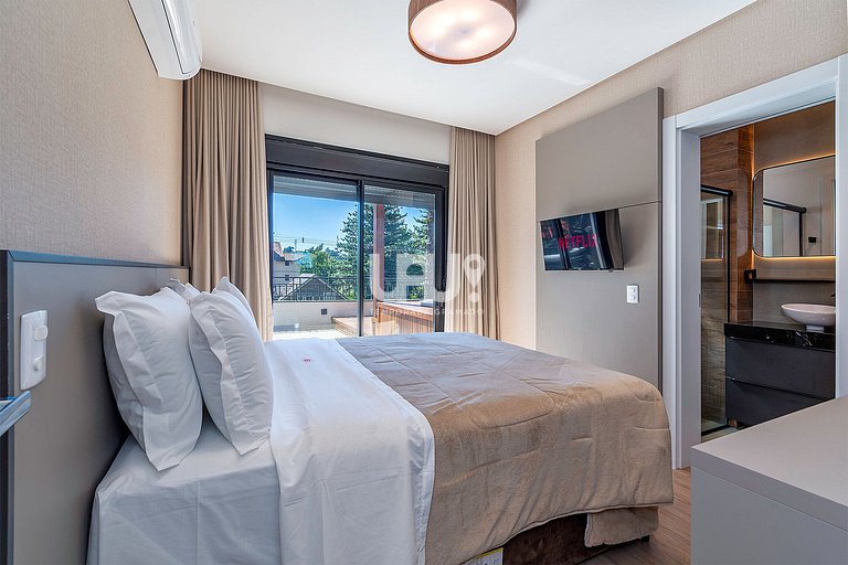 Volo Garden 203 - 2 Suítes com Jacuzzi privativa!