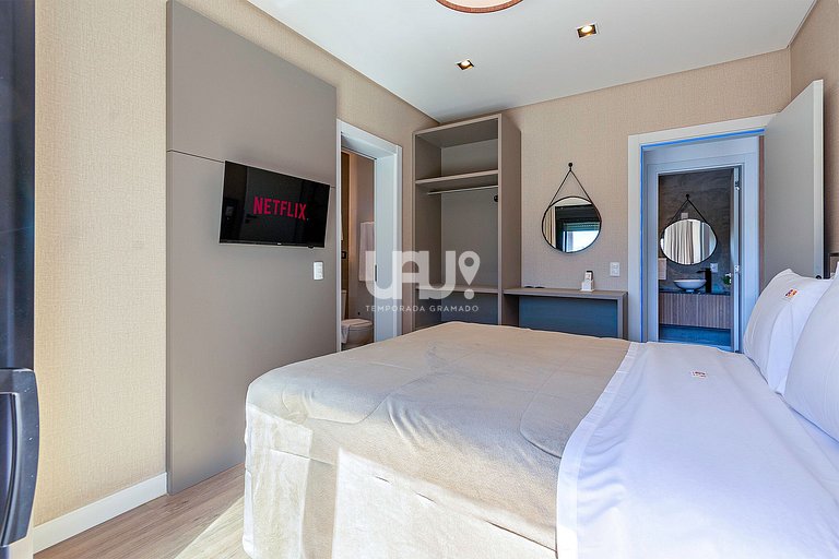 Volo Garden 203 - 2 Suítes com Jacuzzi privativa!