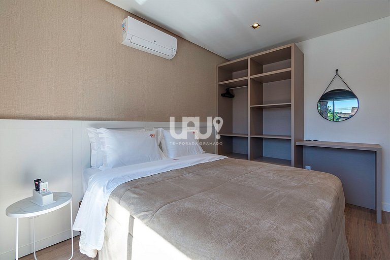 Volo Garden 203 - 2 Suítes com Jacuzzi privativa!