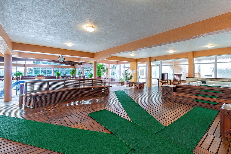 Gramado Village 608 - 4 pax Em cond. com piscina!