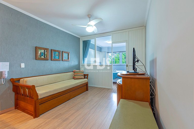 Gramado Village 608 - 4 pax Em cond. com piscina!