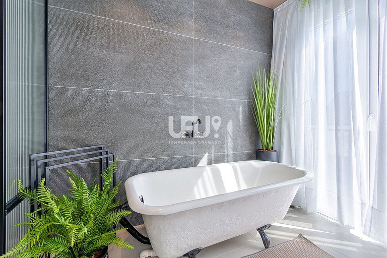 Horizonte Garibaldi - 3Dorm. junto à Rua Coberta!