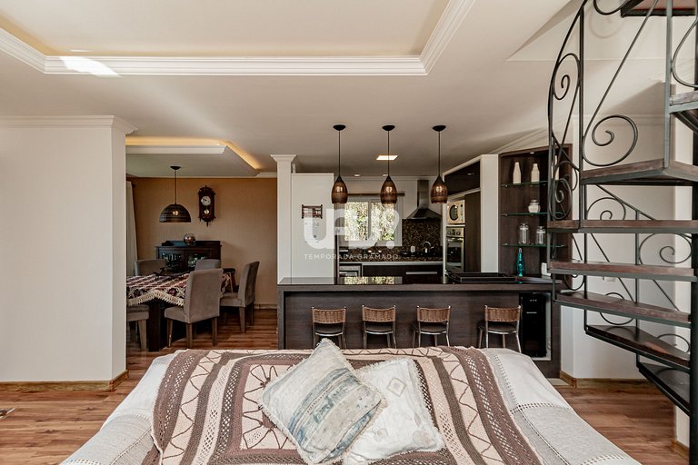 Casa Vale das Colinas - 3 Dorm. com linda vista!