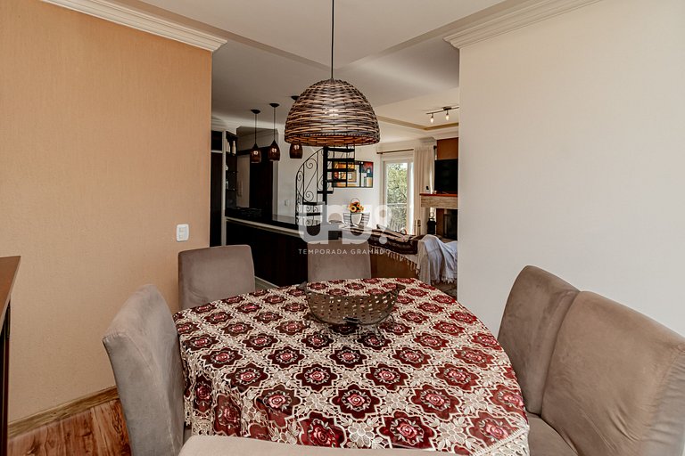 Casa Vale das Colinas - 3 Dorm. com linda vista!