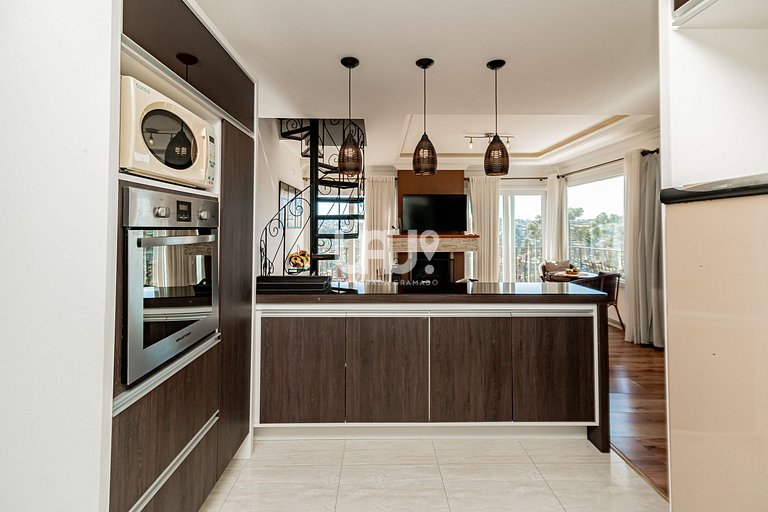 Casa Vale das Colinas - 3 Dorm. com linda vista!