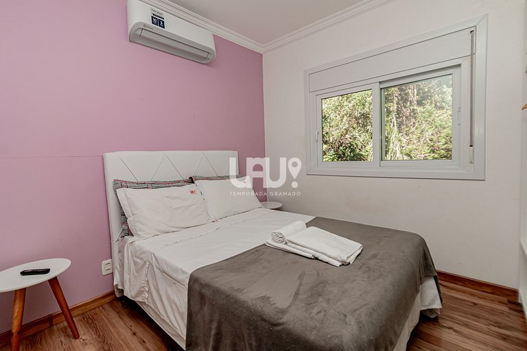 Casa Vale das Colinas - 3 Dorm. com linda vista!