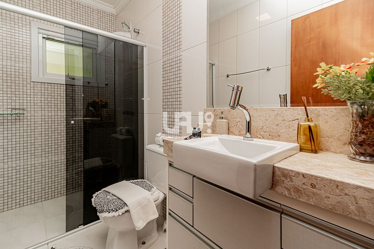 Casa Vale das Colinas - 3 Dorm. com linda vista!