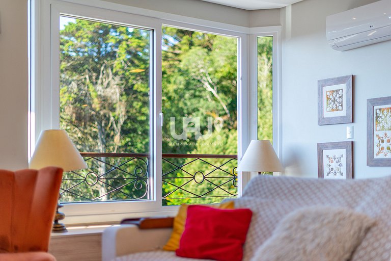 Flores da Montanha 403C - 3 suítes na Borges!