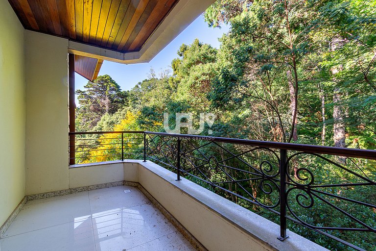 Flores da Montanha 403C - 3 suítes na Borges!