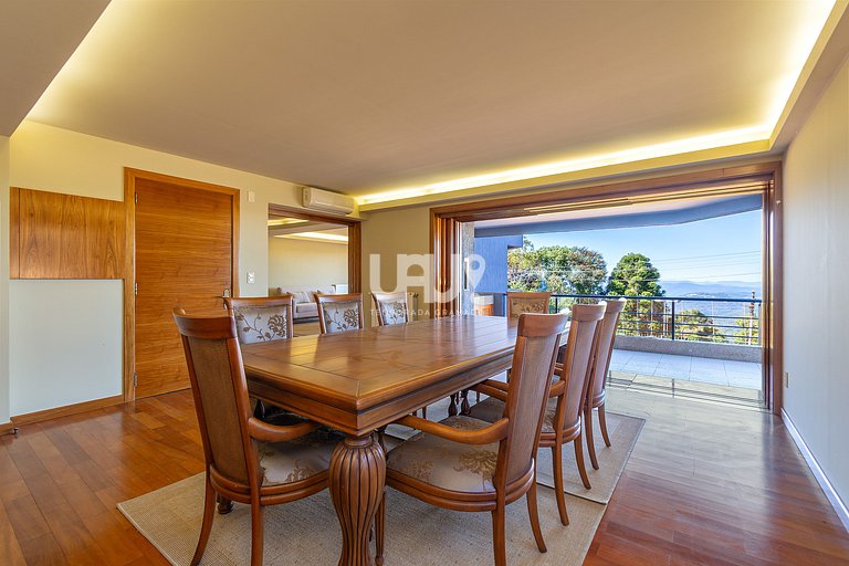 Mansão Bela Vista - 7 Suítes com Vista do Vale!