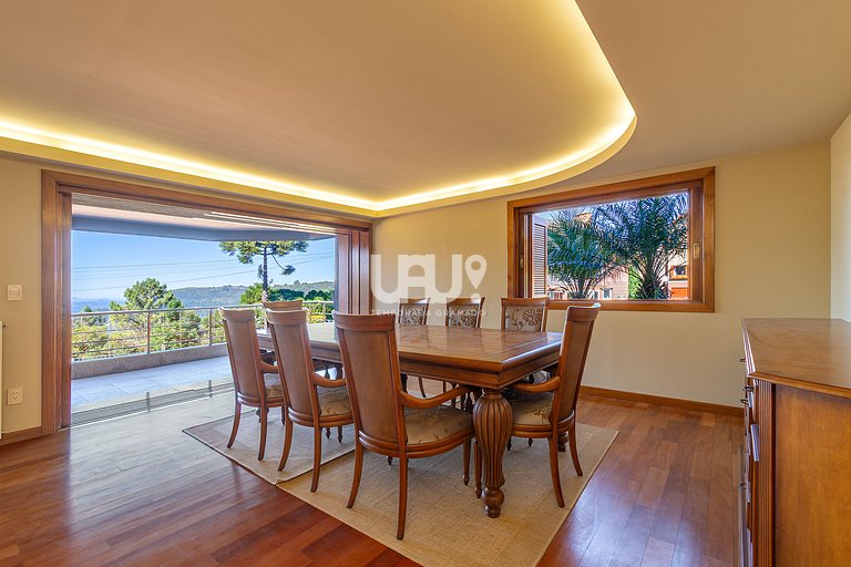 Mansão Bela Vista - 7 Suítes com Vista do Vale!