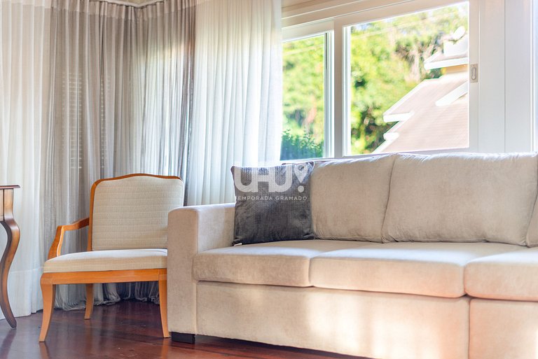 Casa Planalto - 4d, 10 pax, com casinha na árvore!