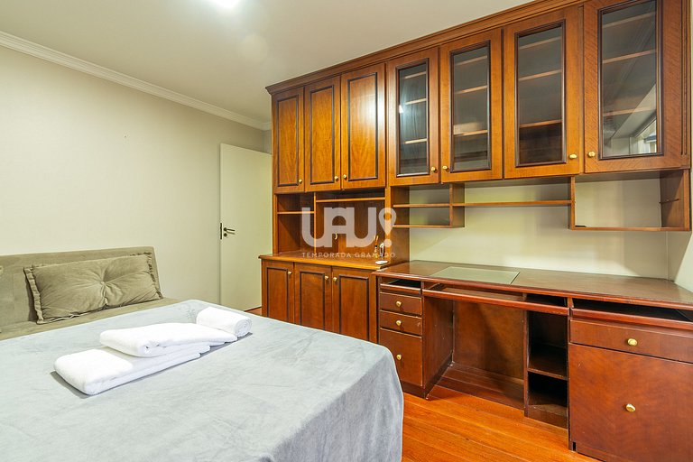 Casa Planalto - 4d, 10 pax, com casinha na árvore!