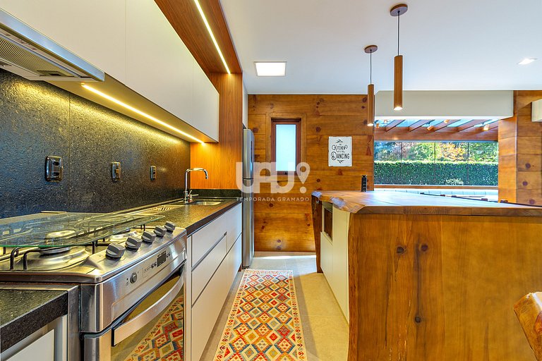 Casa Araucária - Spa privativo, piscina e sauna!